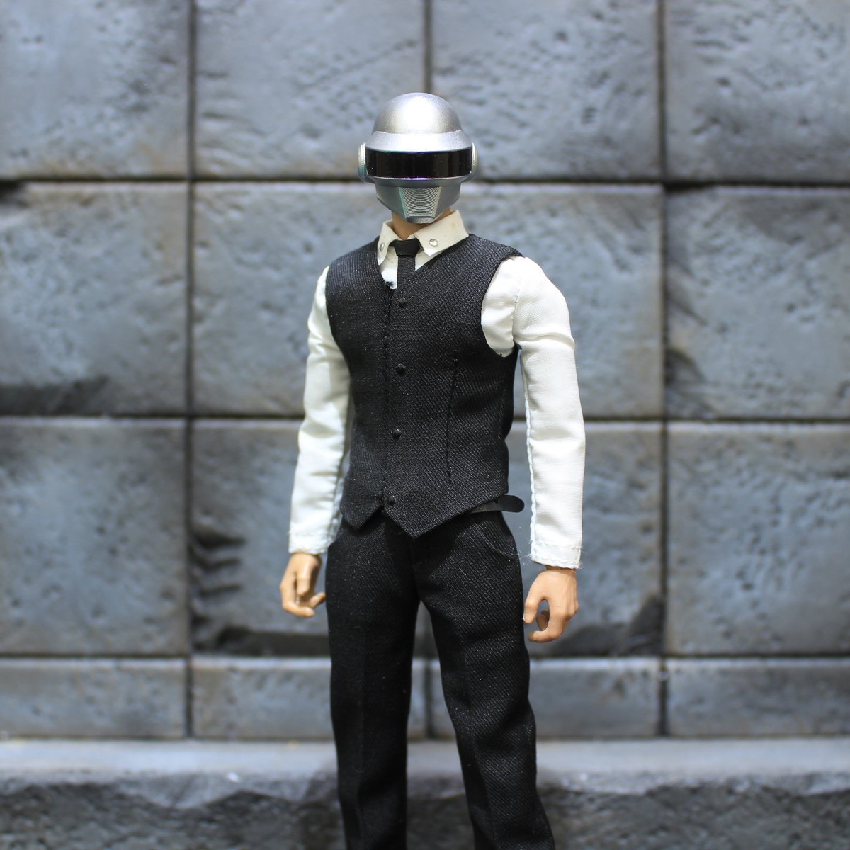 Robot+DJ+_4_.JPG?auto=format&